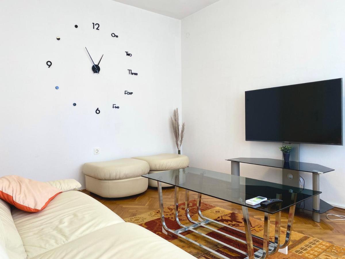 Apartment Lily In Rijeka Close To The Beach ภายนอก รูปภาพ